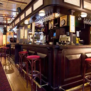 Hotel Astoria, Genewa