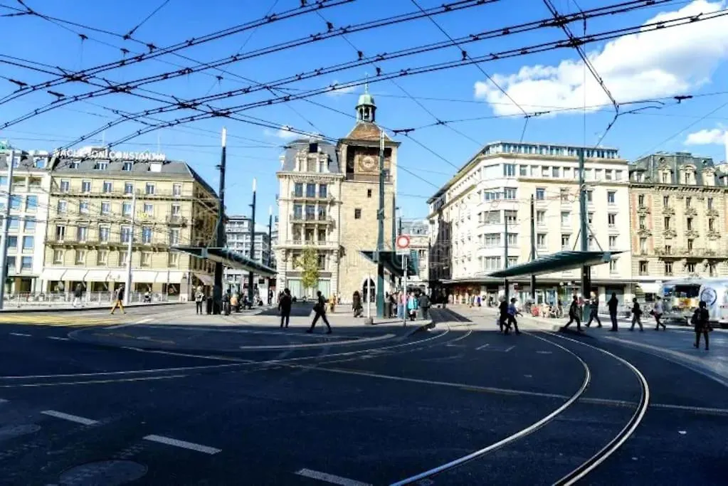 Celui Qui Est Au Centre location